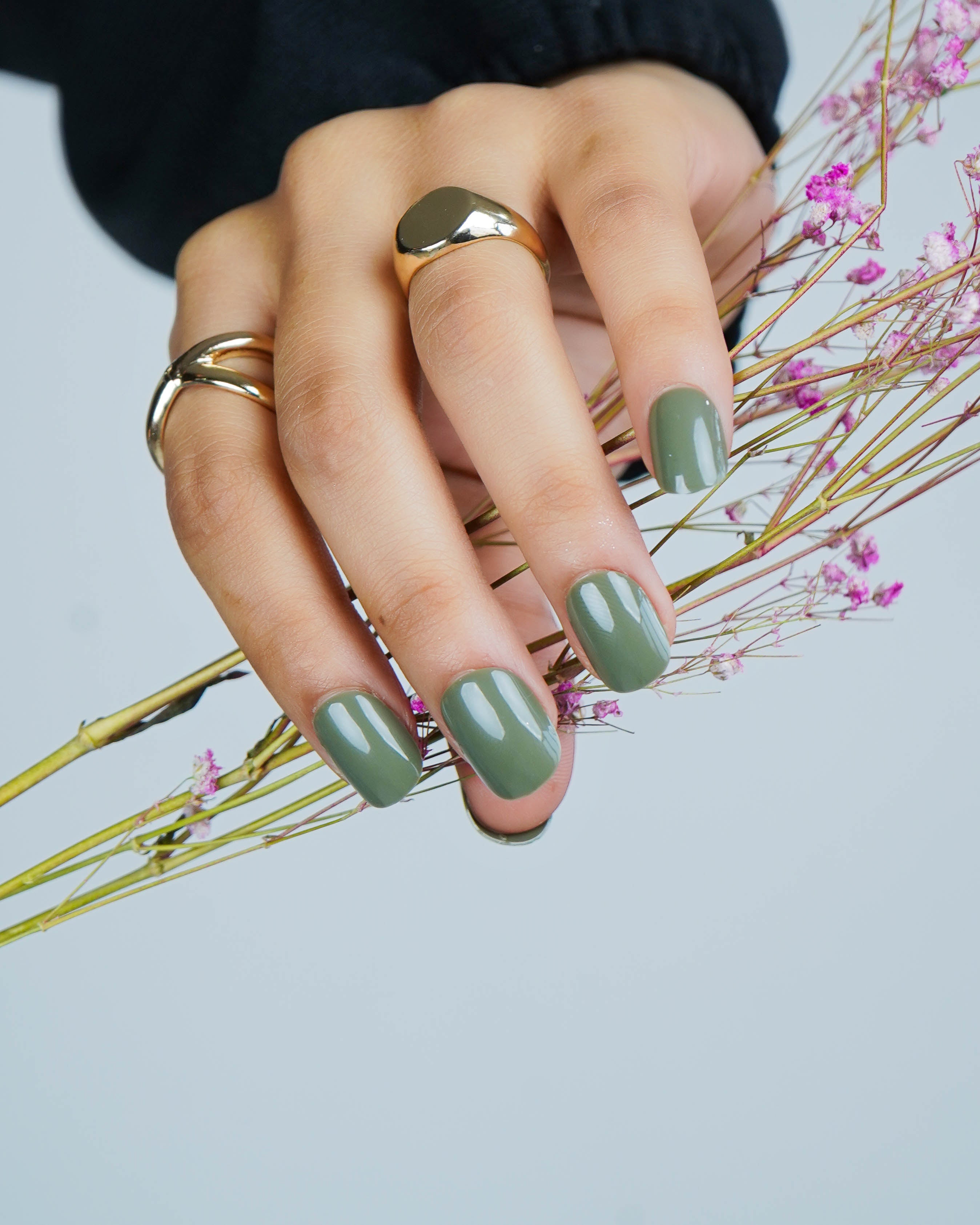 Nude Muse Dark Olive Green Press On Nails