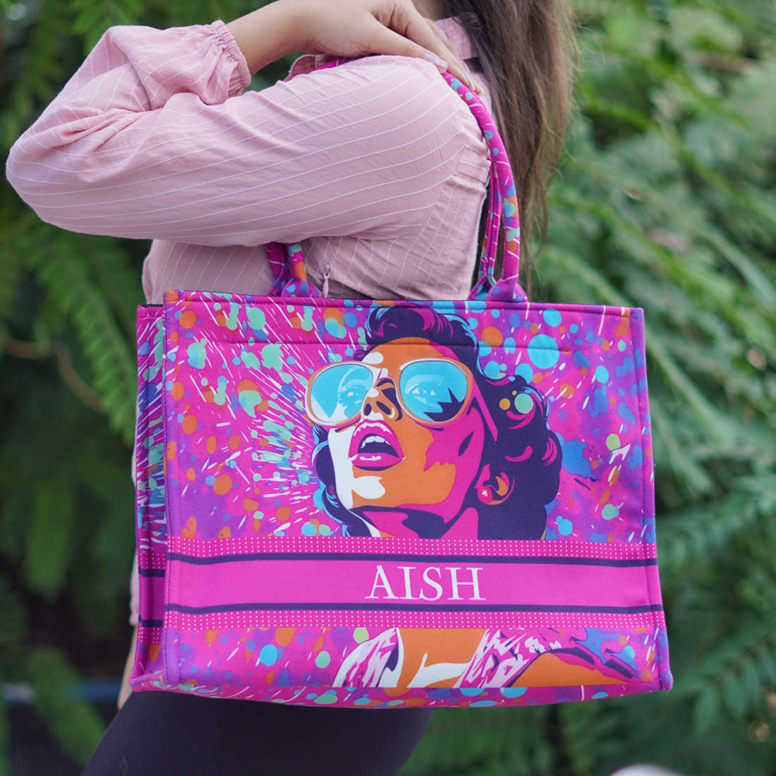 Artsy Aura Girl with Attitude Printed Box Tote Bag