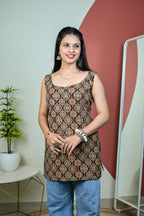 Black Patterned Deep Back Sleeveless Kurti
