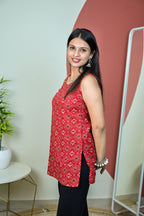 Red Round Neck Sleeveless Short Kurti
